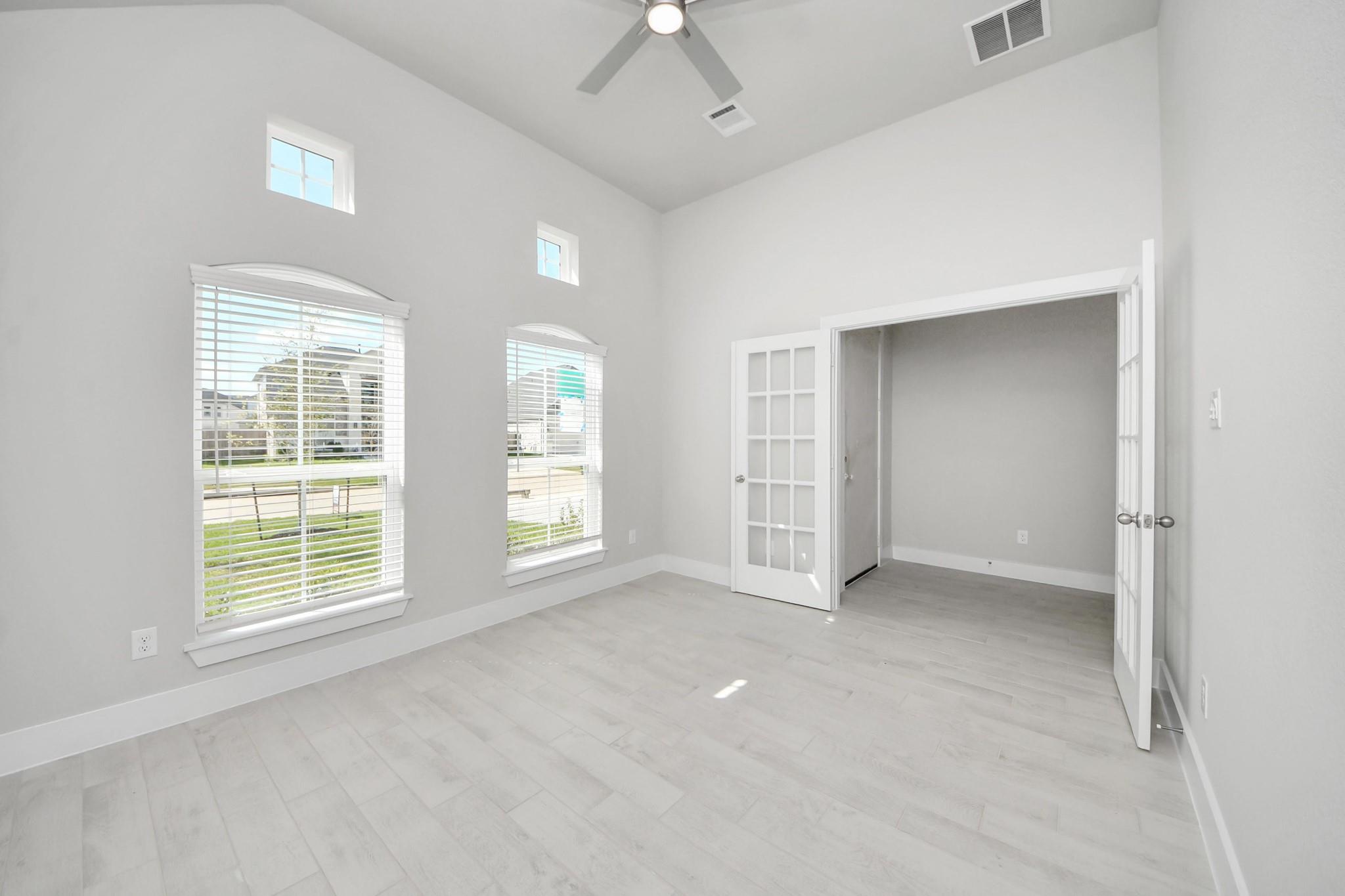 3042 Native Spring Dr