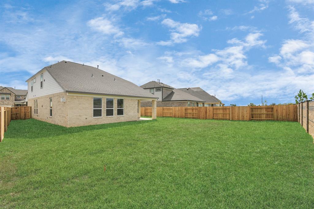 19707 Isola Breeze Drive