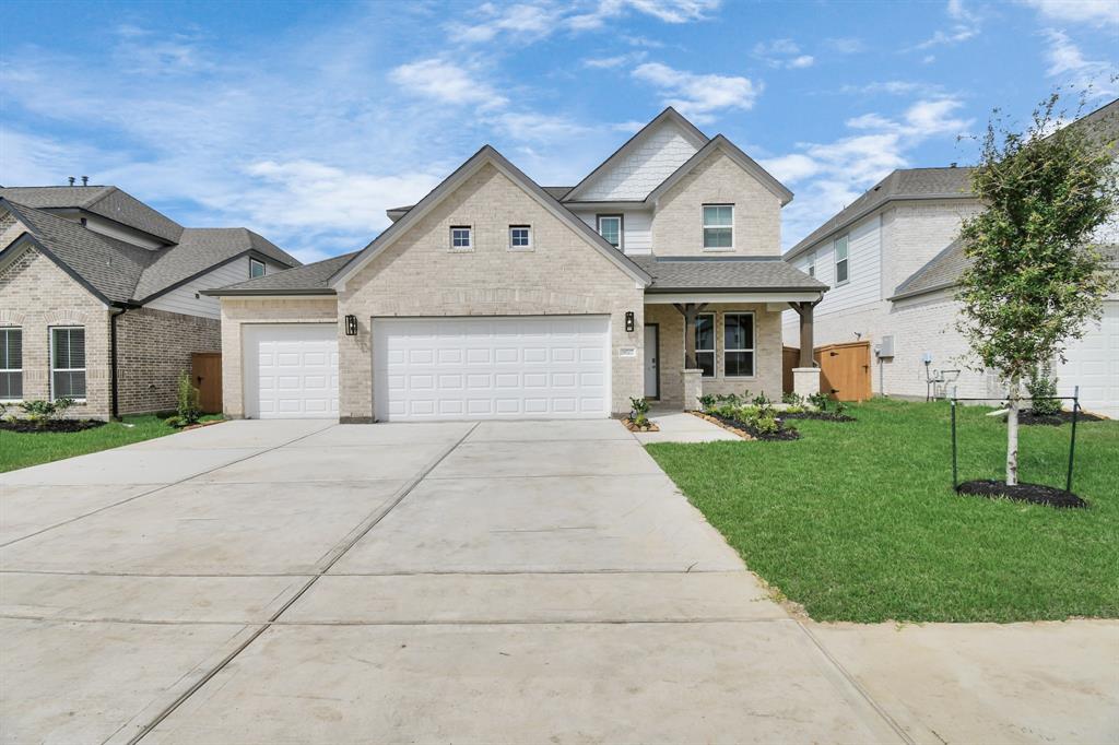 19707 Isola Breeze Drive