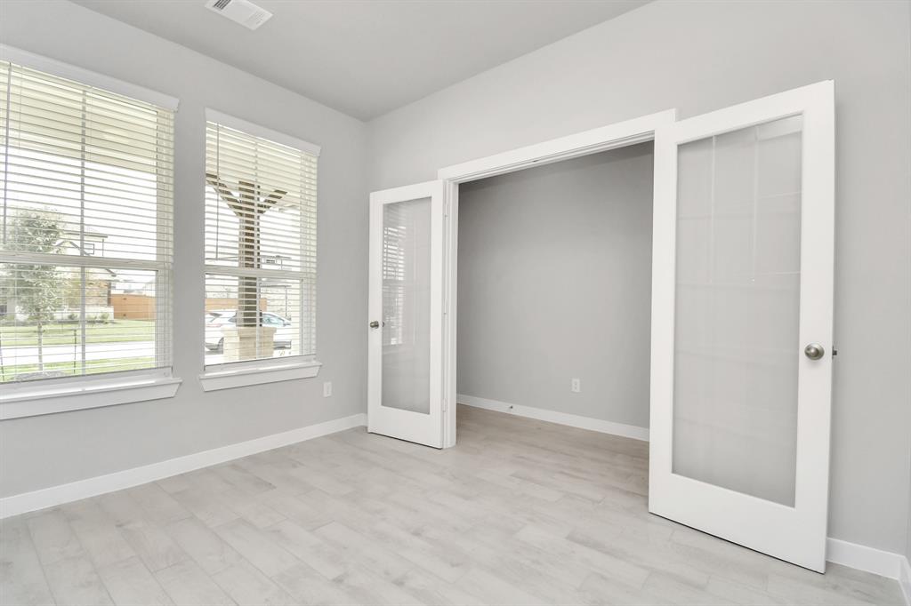 19707 Isola Breeze Drive