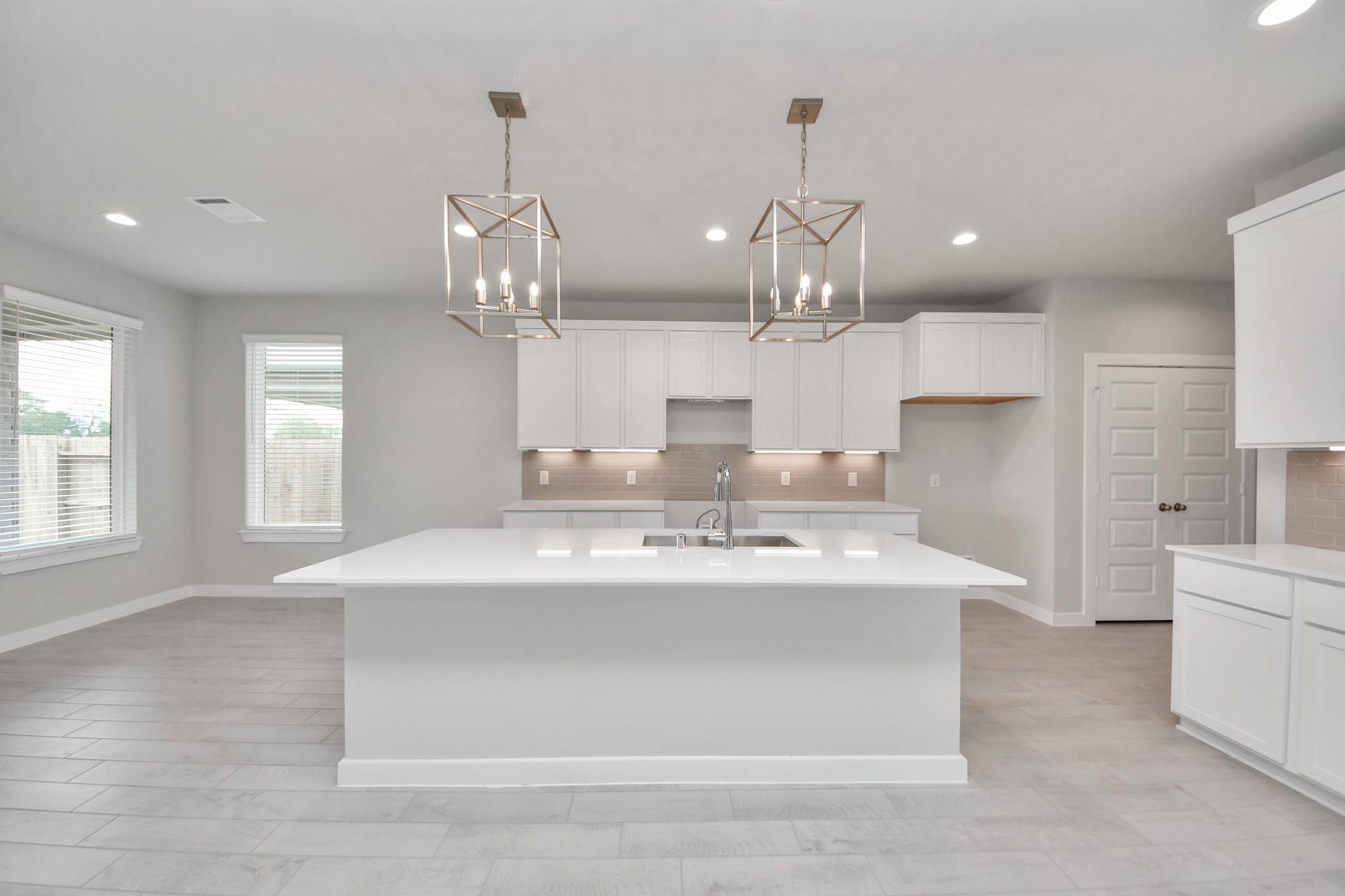 11814 Royal Willow Lane