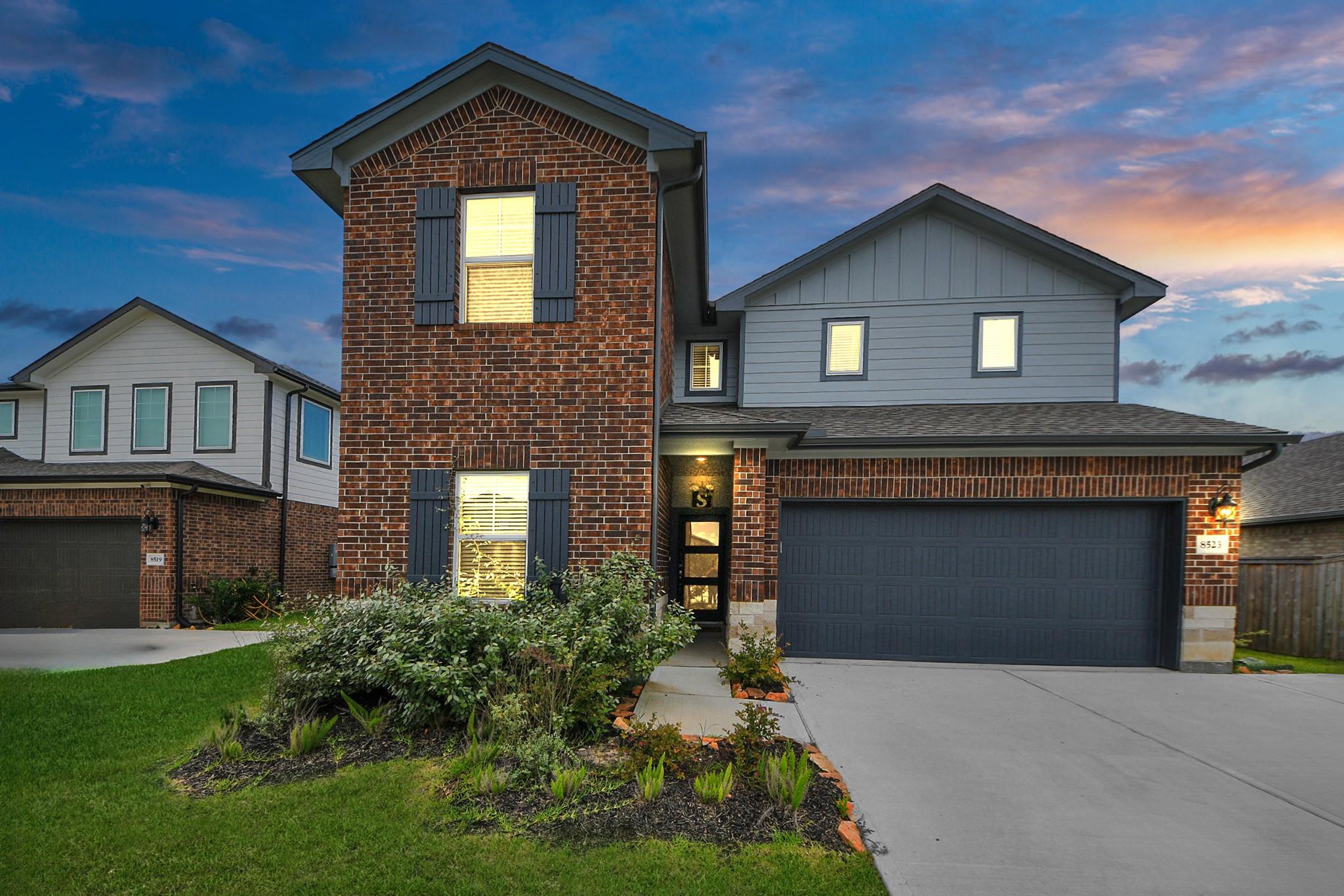 8523 Treetop Heights Drive