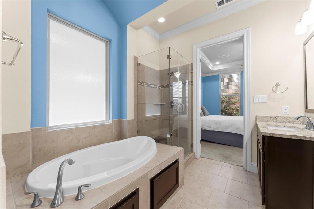 2623 Shady Woods Lane
