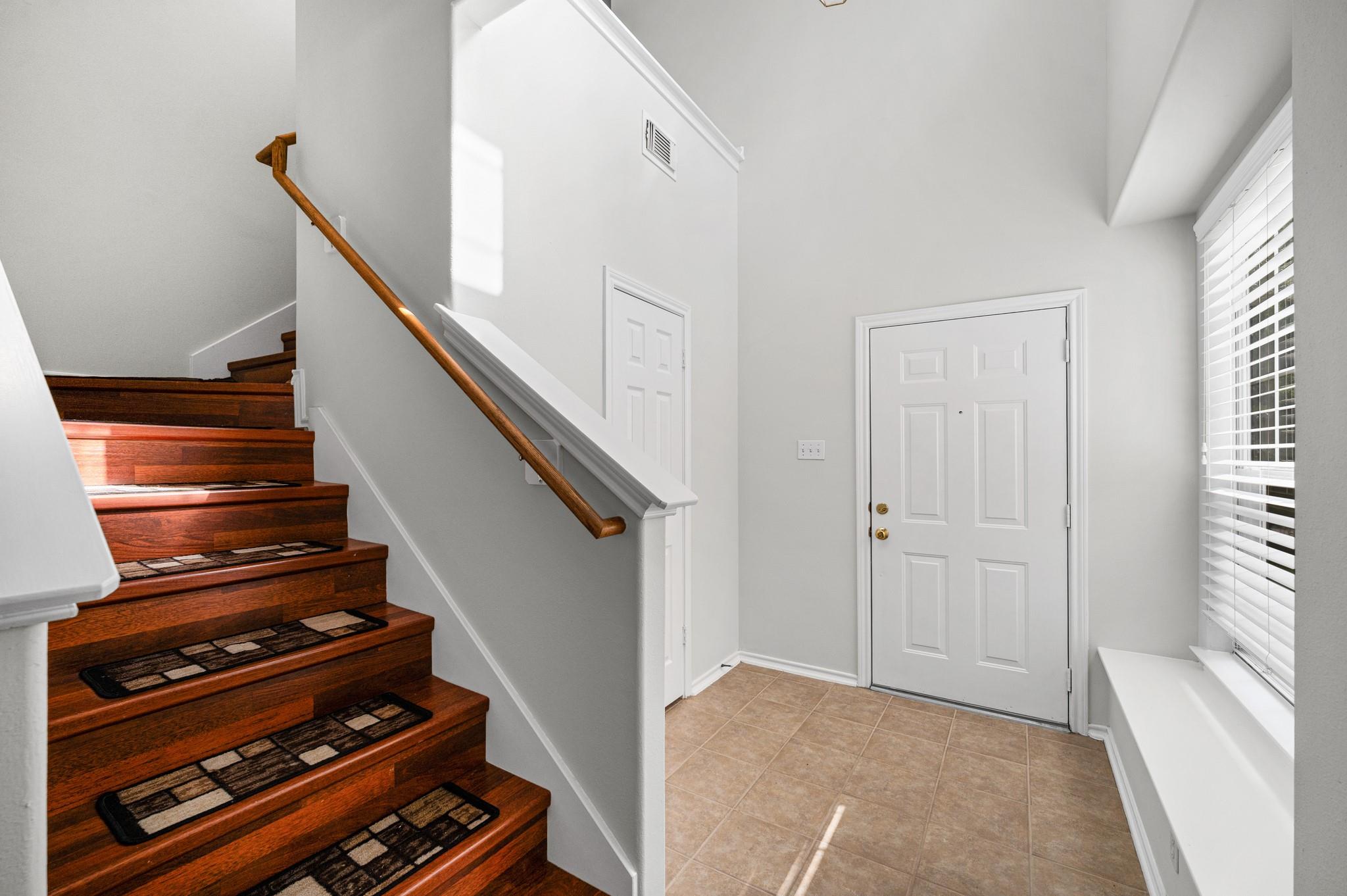 36 Ledgestone Place