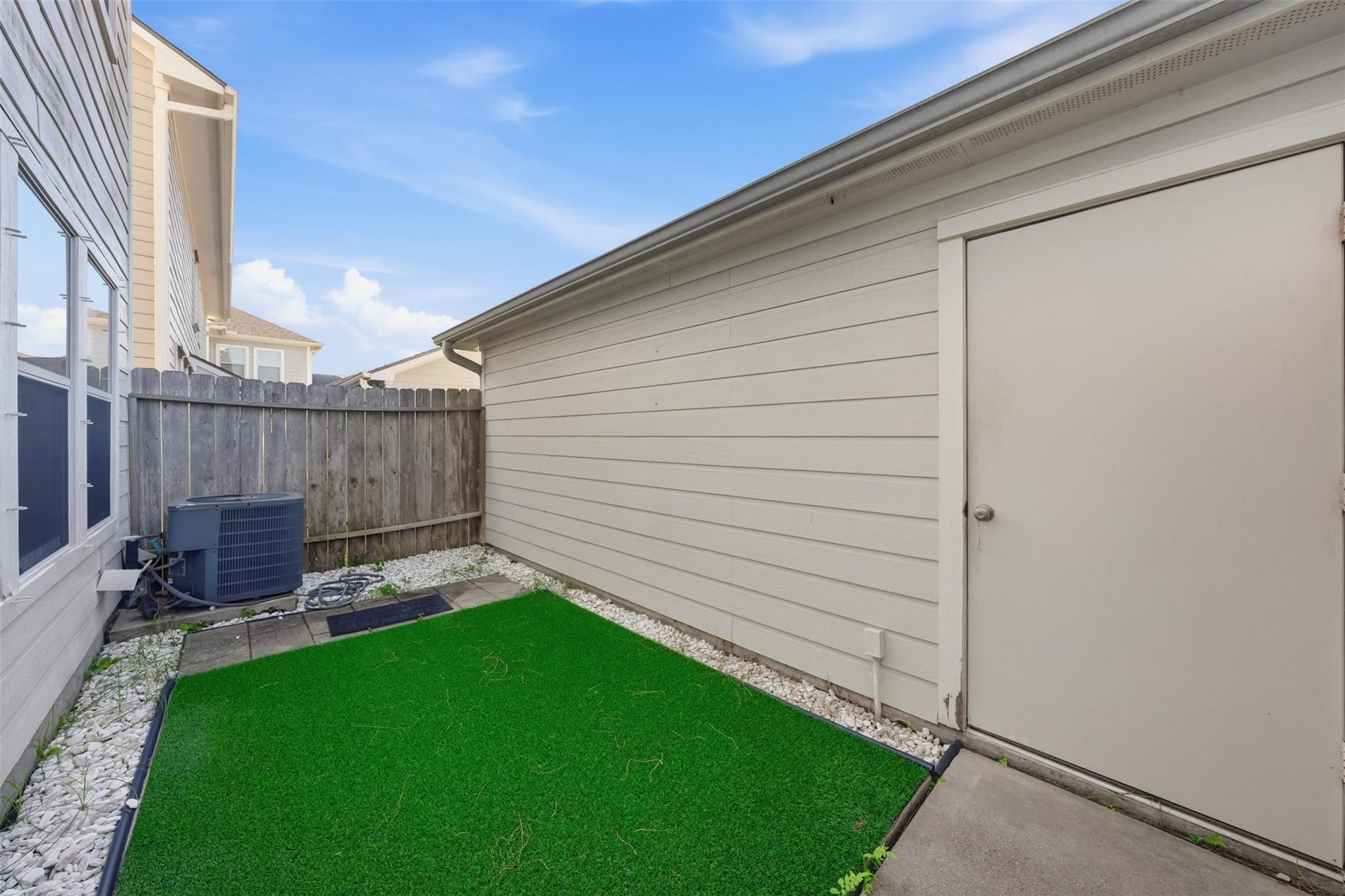 1929 Kemah Village Drive