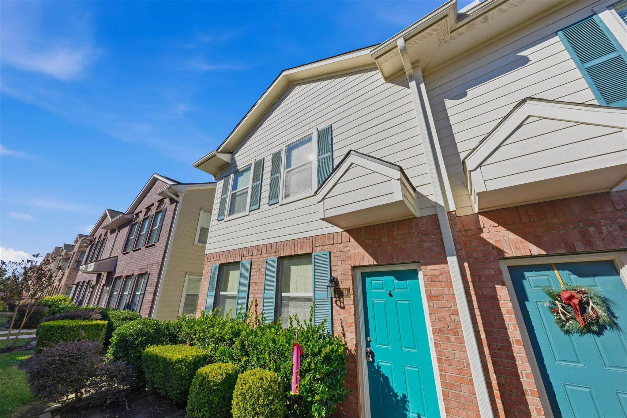 1929 Kemah Village Drive