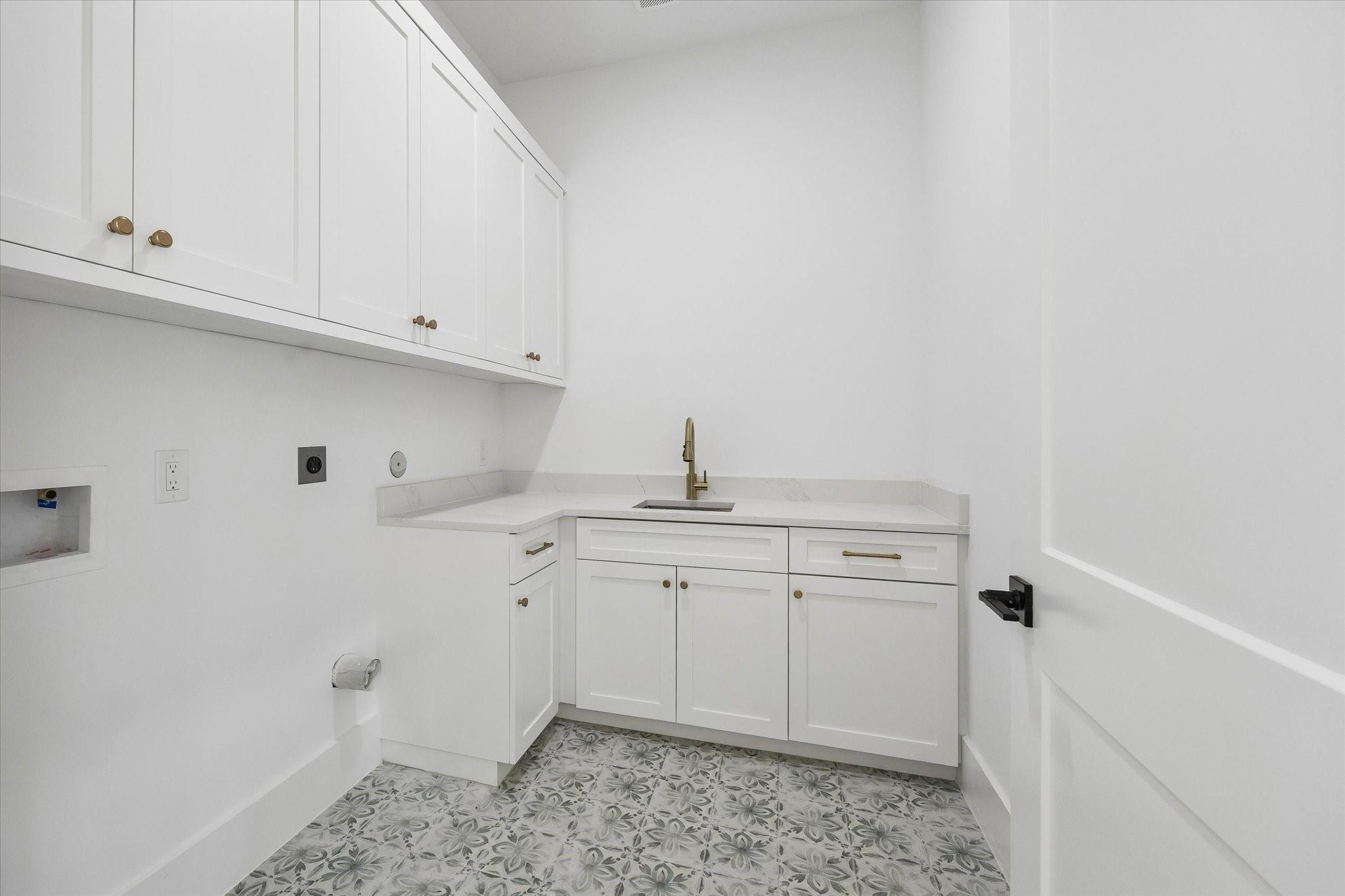 1302 Springrock Lane