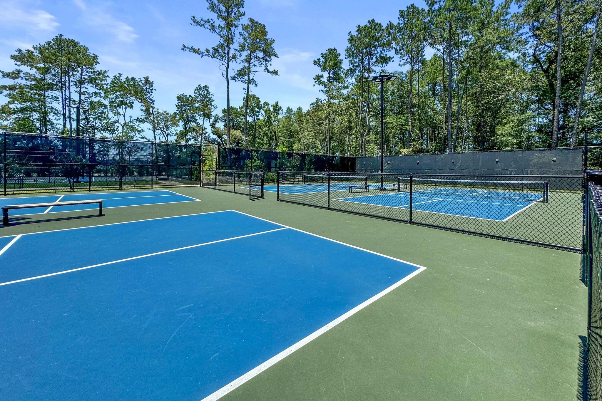 4055 Woodland Meadow Drive