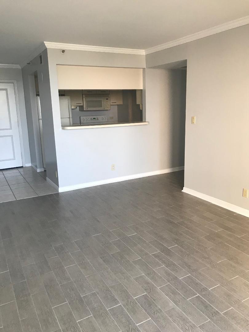 3525 Sage Road # 411
