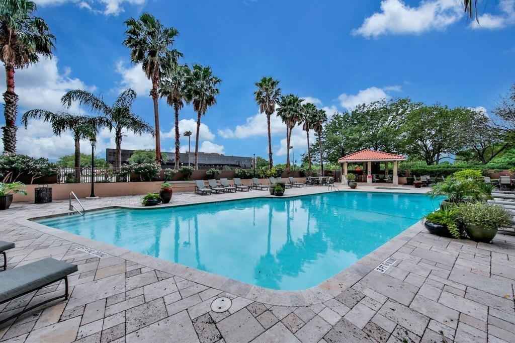 3525 Sage Road # 411