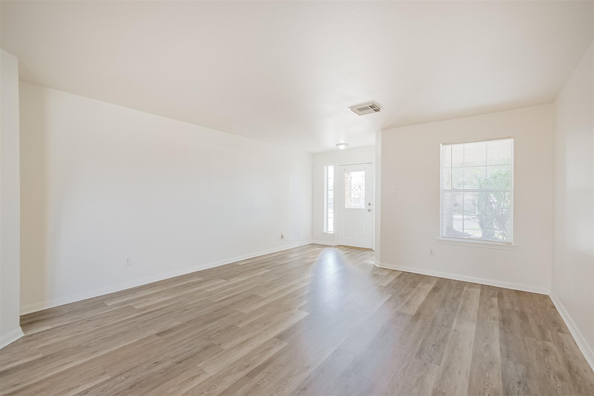 2030 Vanderwilt Lane