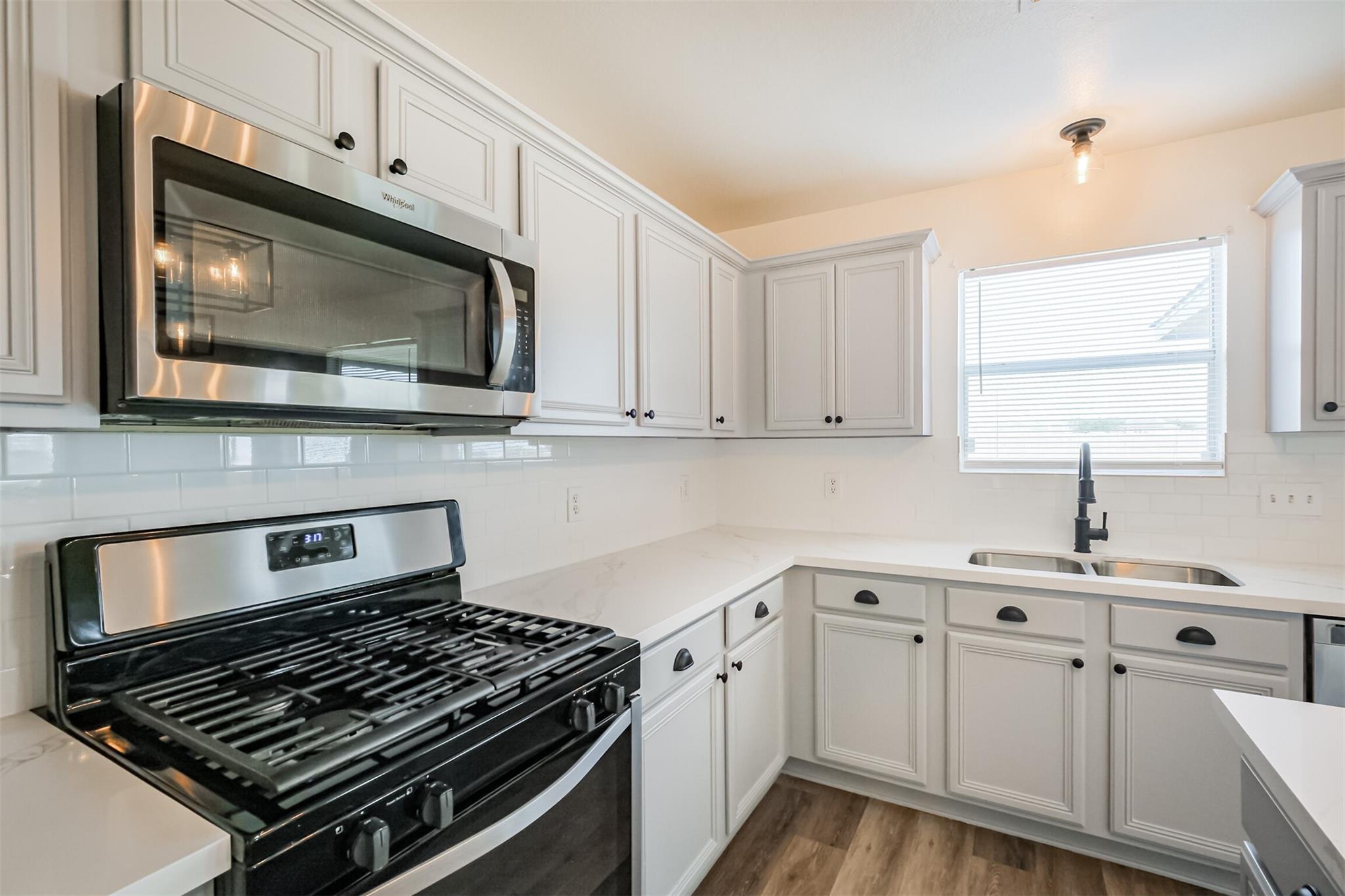 2030 Vanderwilt Lane