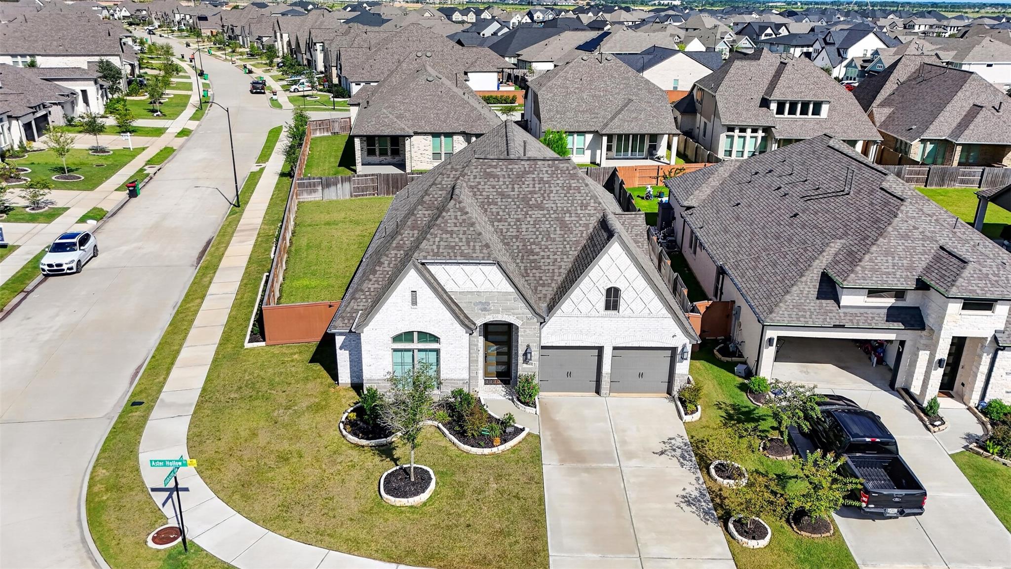 7603 Aster Hollow Court