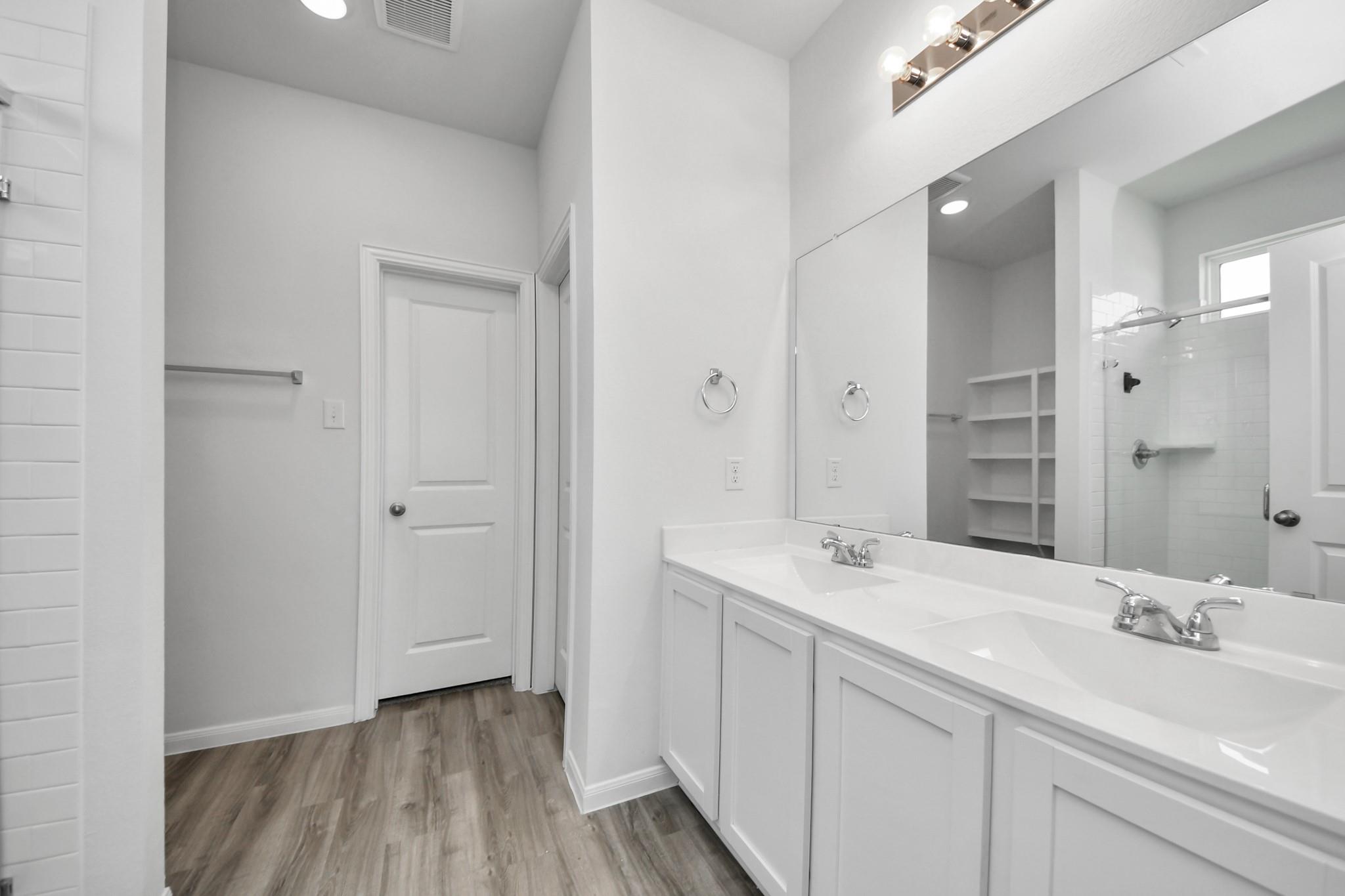 1503 Vanessa Gold Court