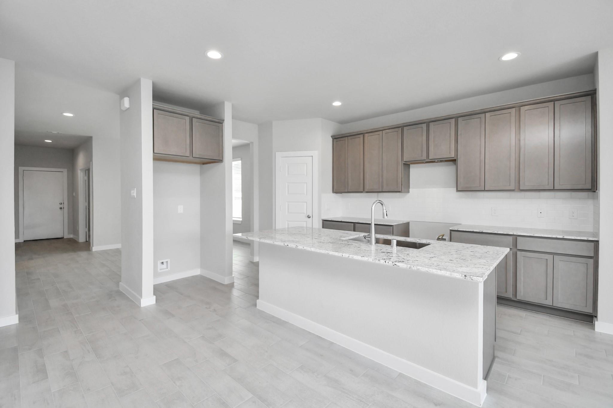 15819 Walnut Leaf Lane