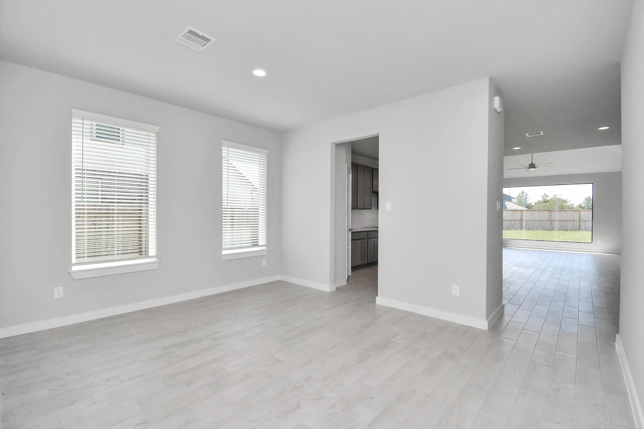 15819 Walnut Leaf Lane