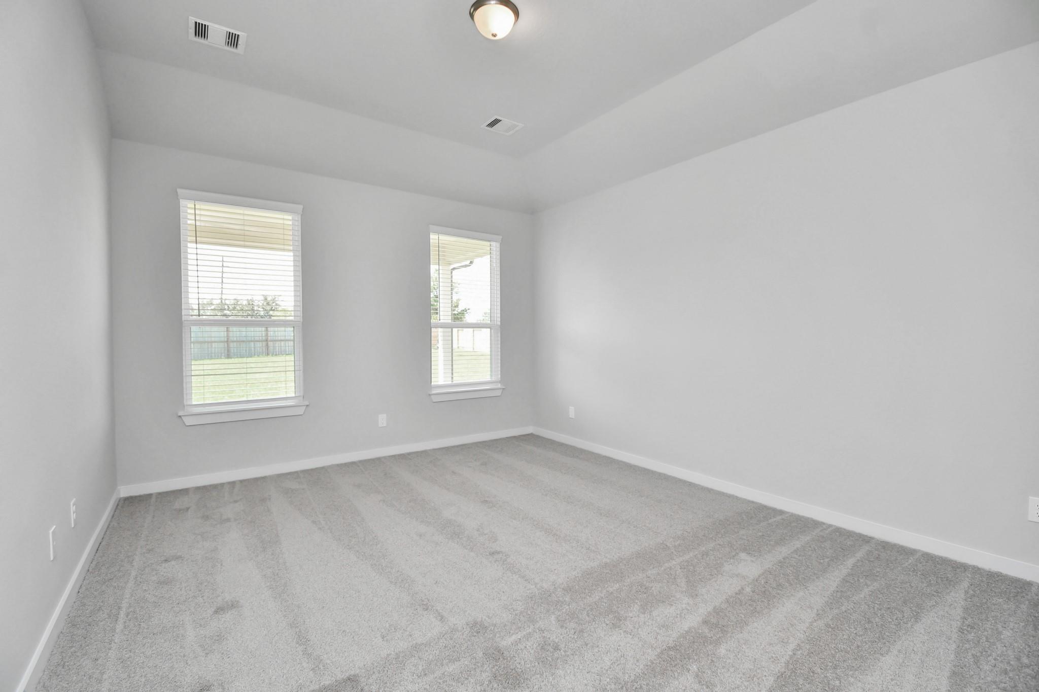 15819 Walnut Leaf Lane