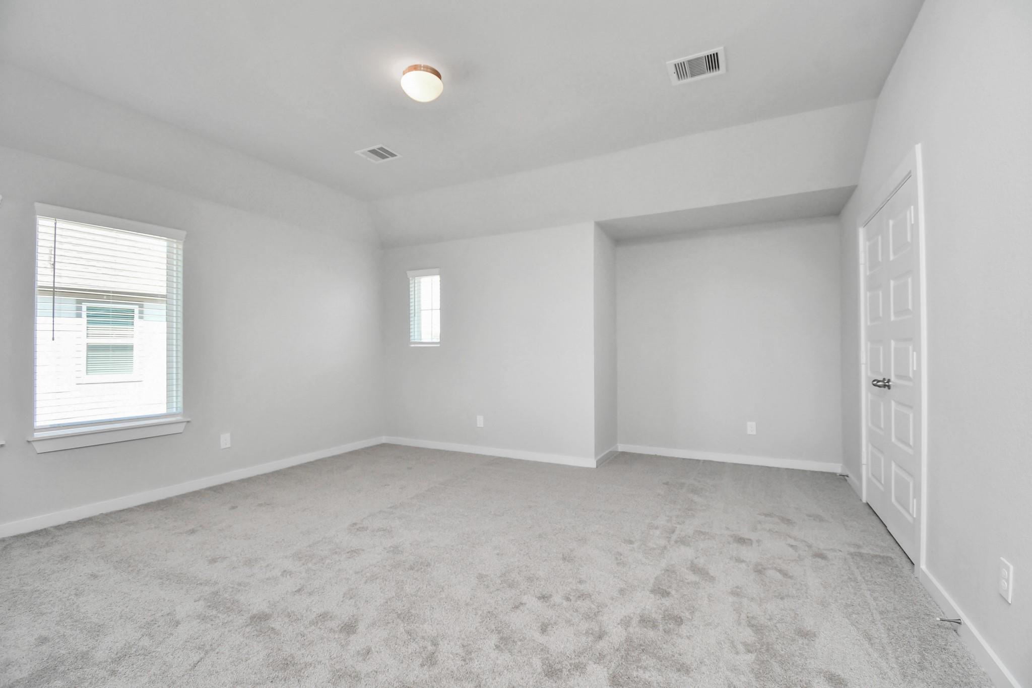 15819 Walnut Leaf Lane