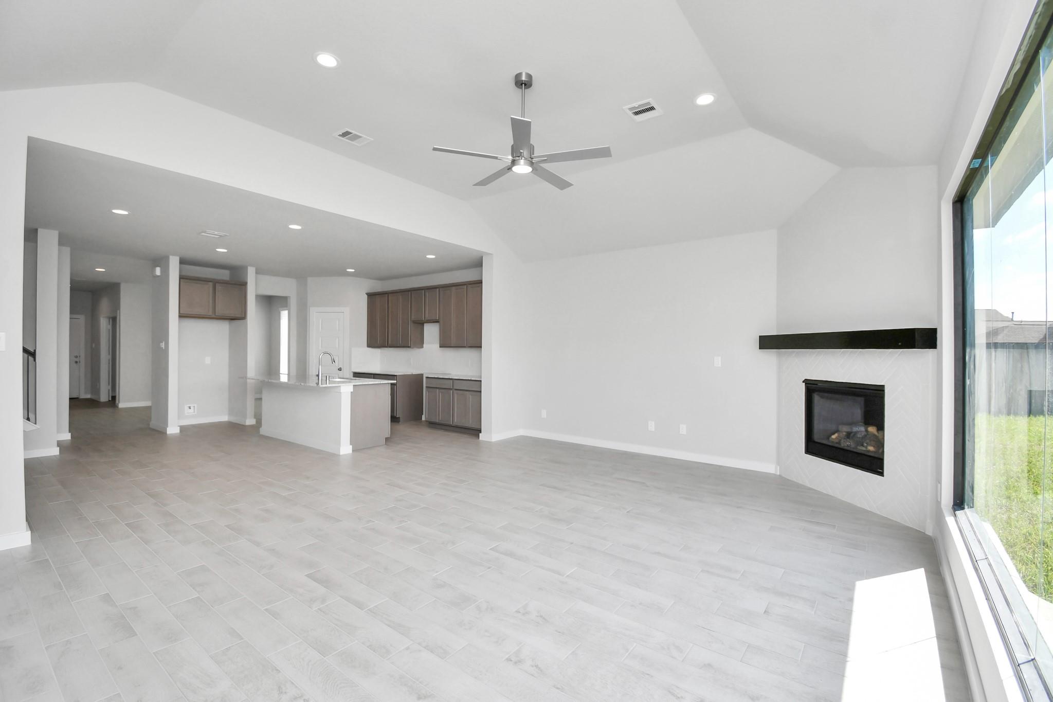 15819 Walnut Leaf Lane