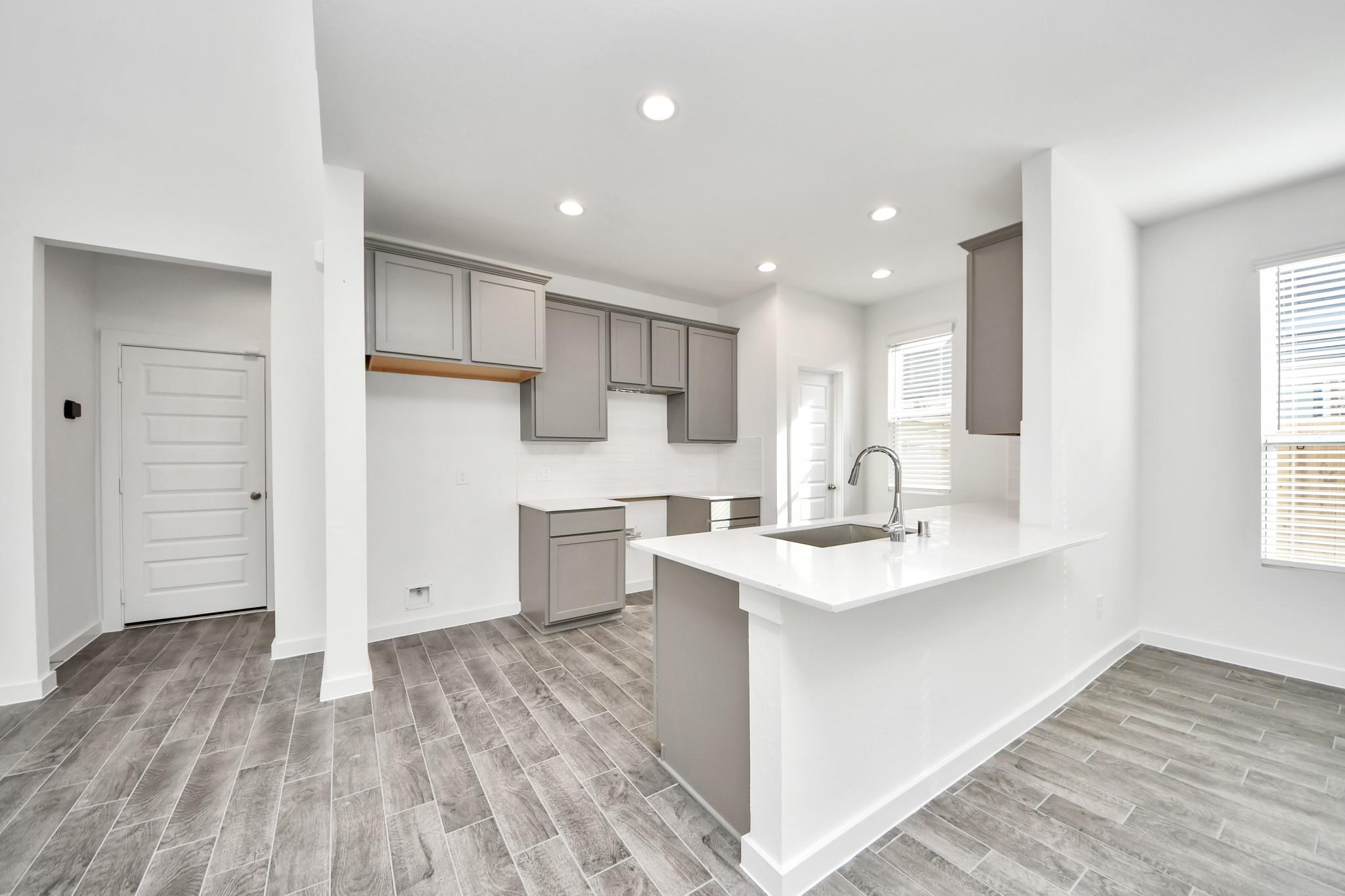 5846 Madison Trail Drive