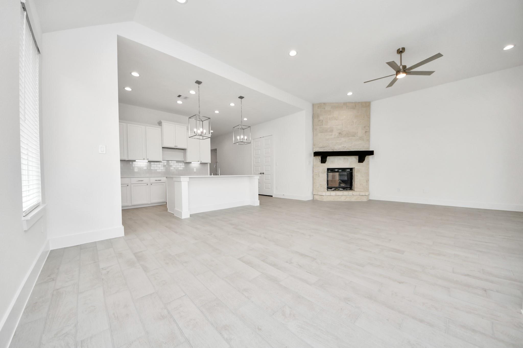 6223 Vista View Lane