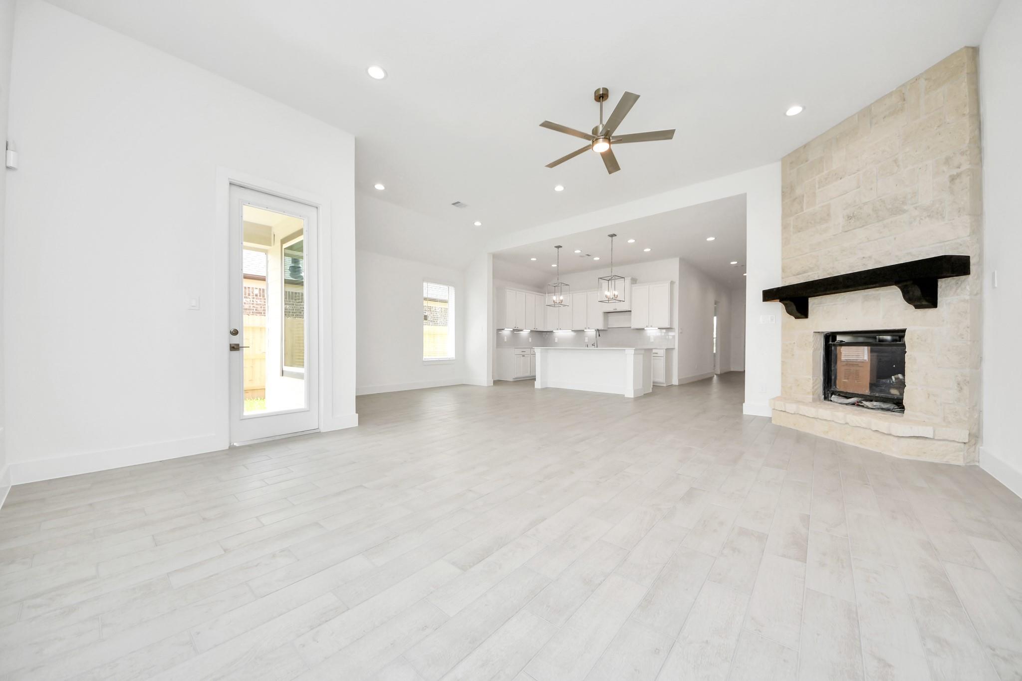 6223 Vista View Lane