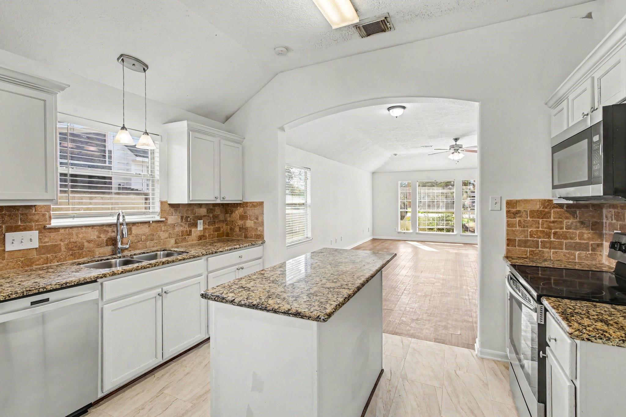 14021 Buckskin Drive