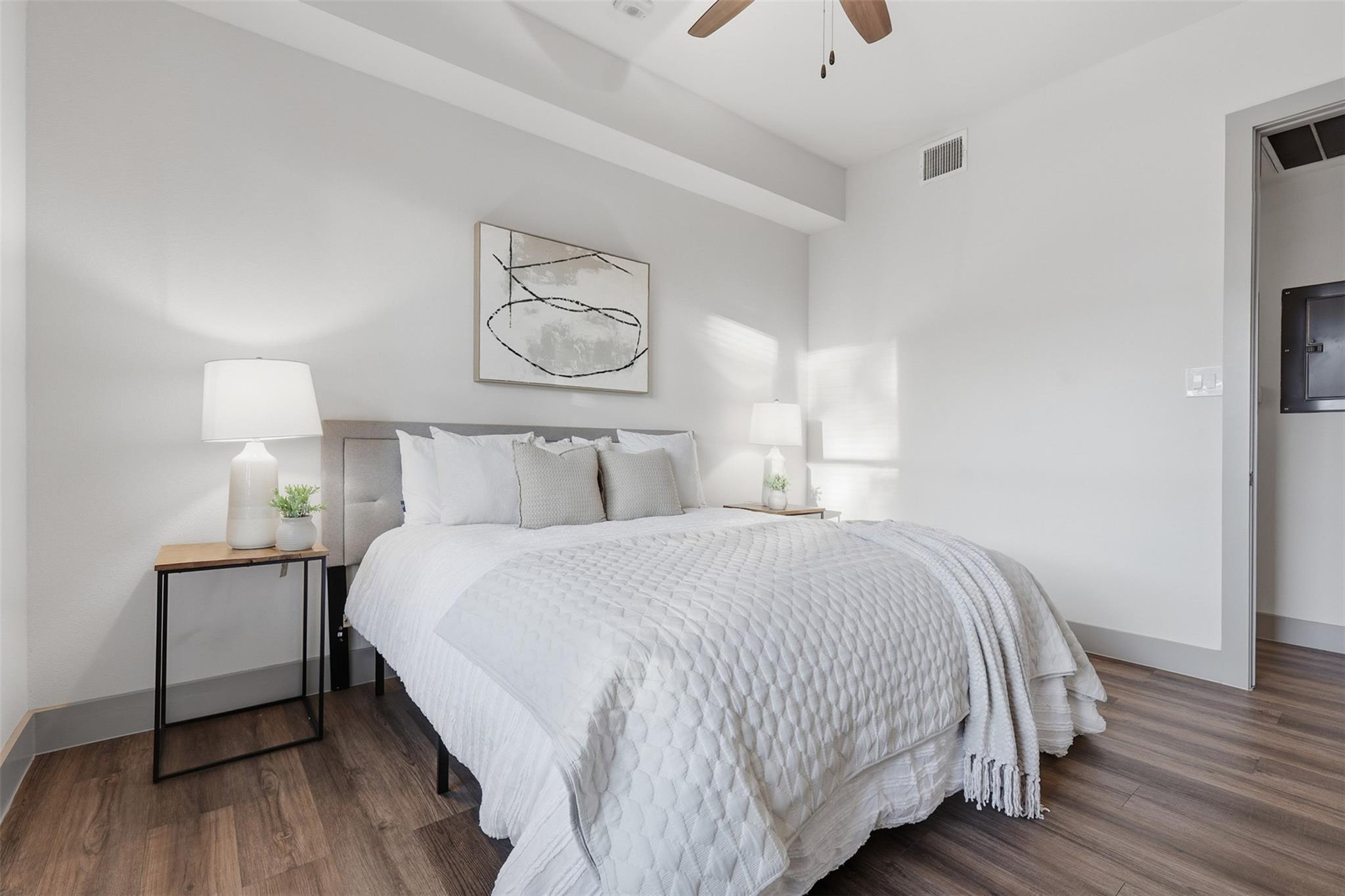 4509 Mount Vernon Street # 8