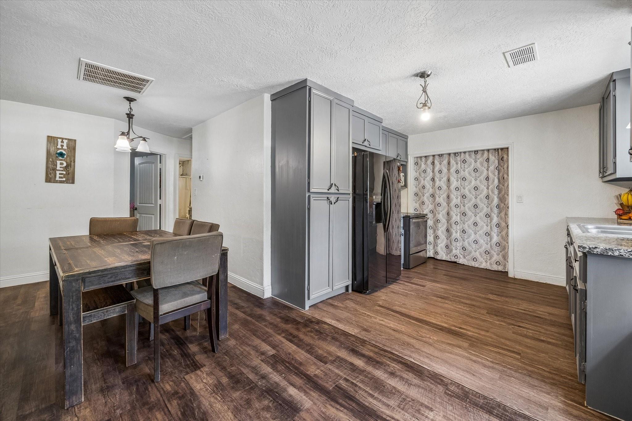 271 Trails End Drive