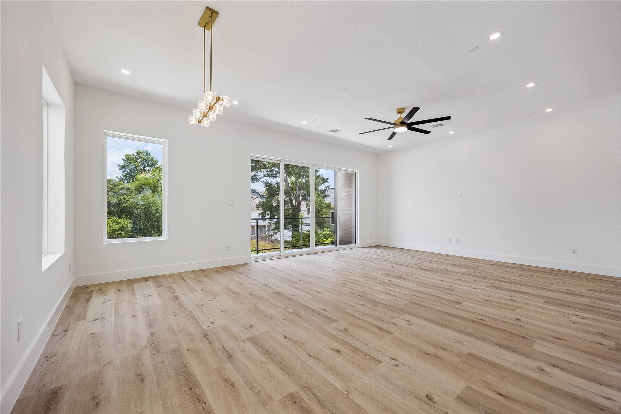 1034 W 17th St Street # B