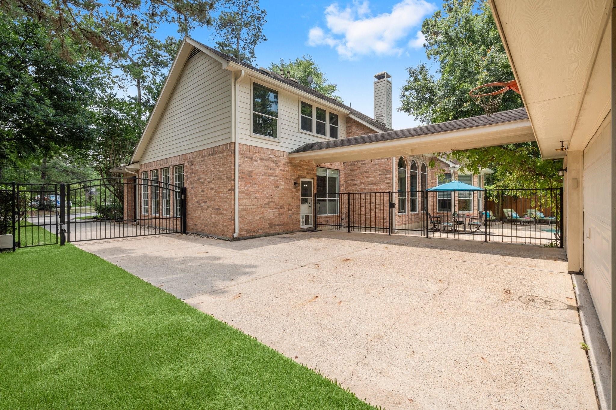 35 Dewdrift Place