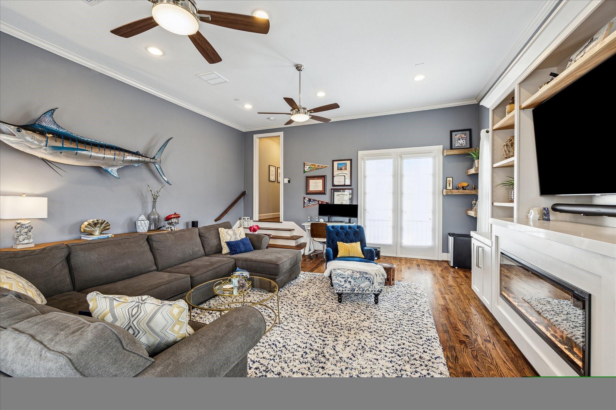 830 W 17th Street # B