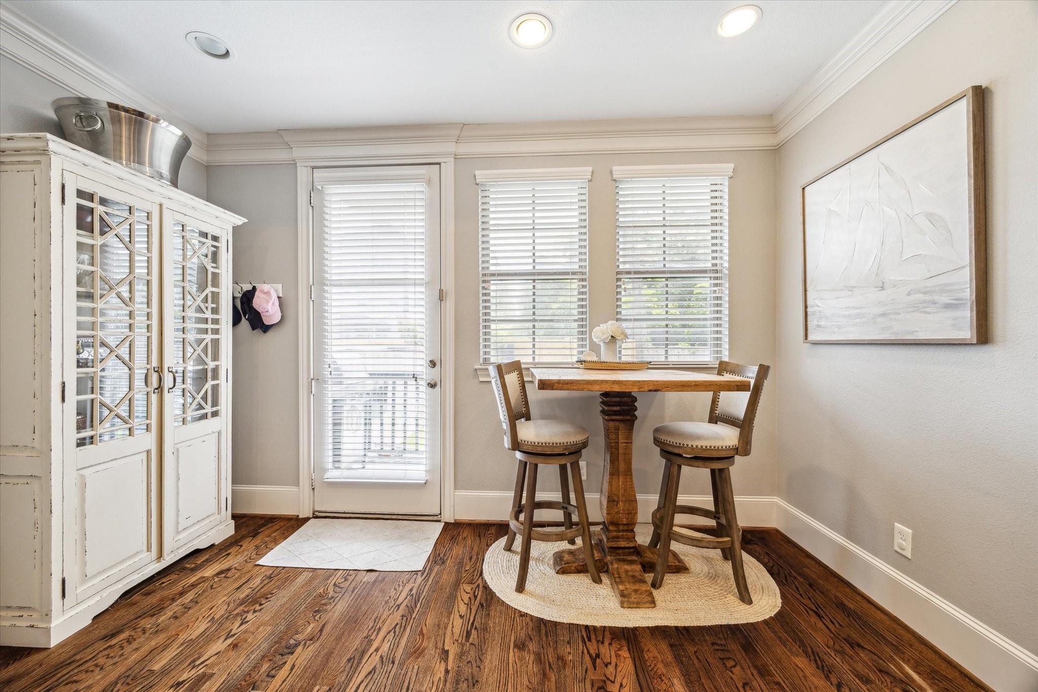 830 W 17th Street # B