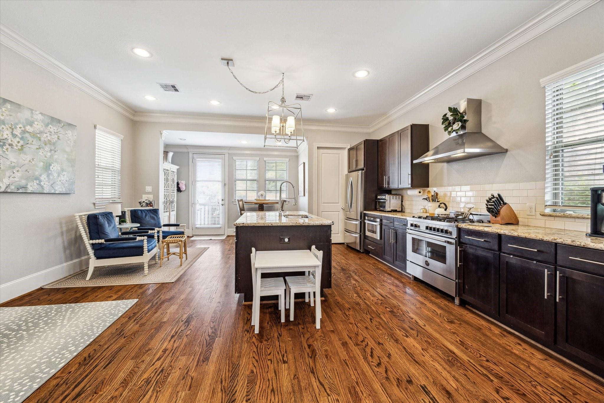 830 W 17th Street # B