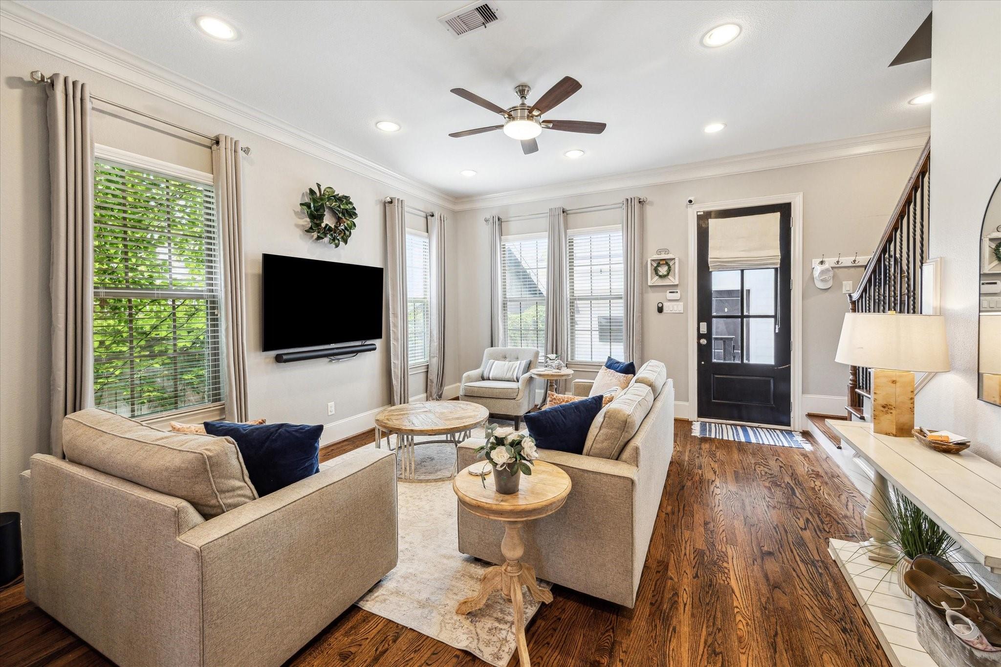 830 W 17th Street # B