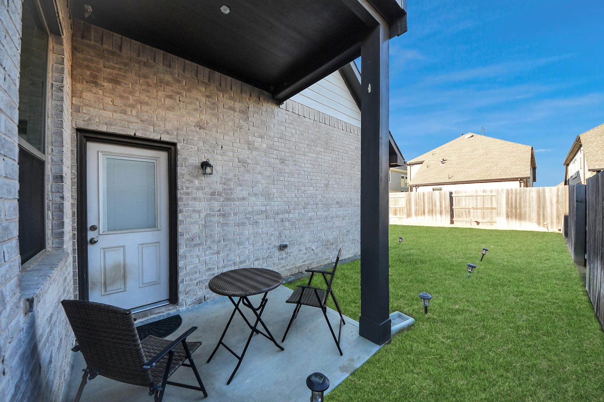 7027 Winterberry Glen Lane