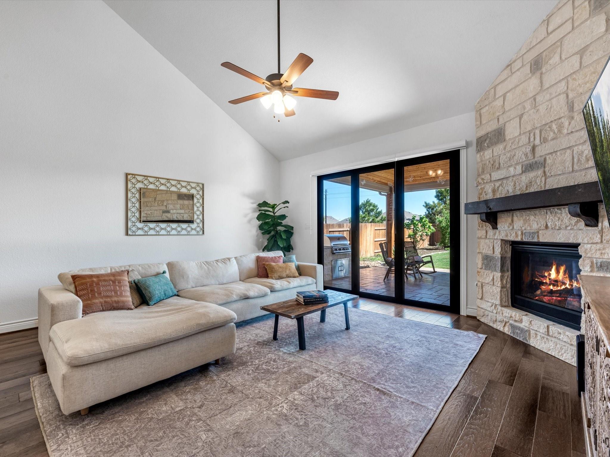 7310 Kingbird Cove Court