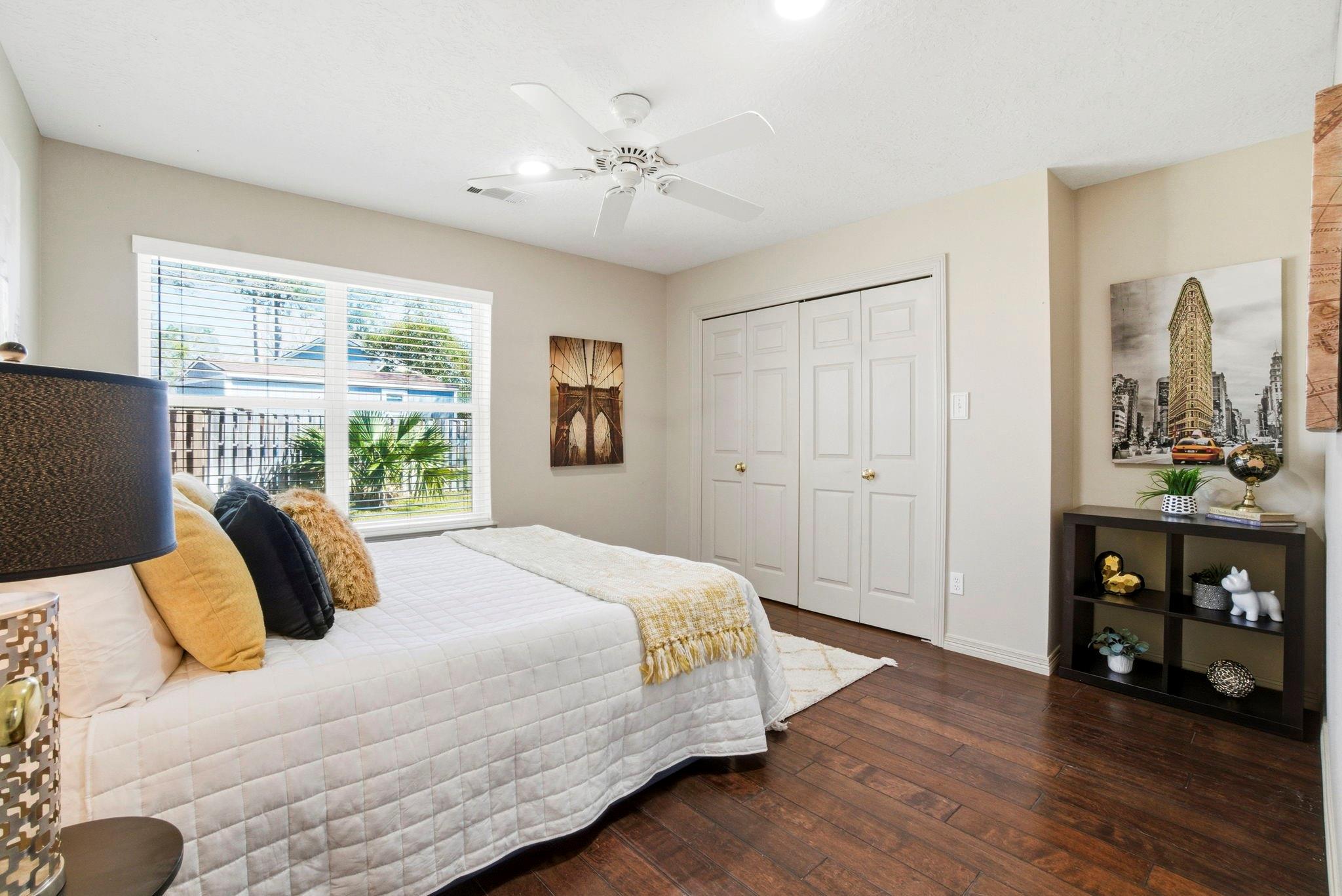 12807 Oak Village Drive