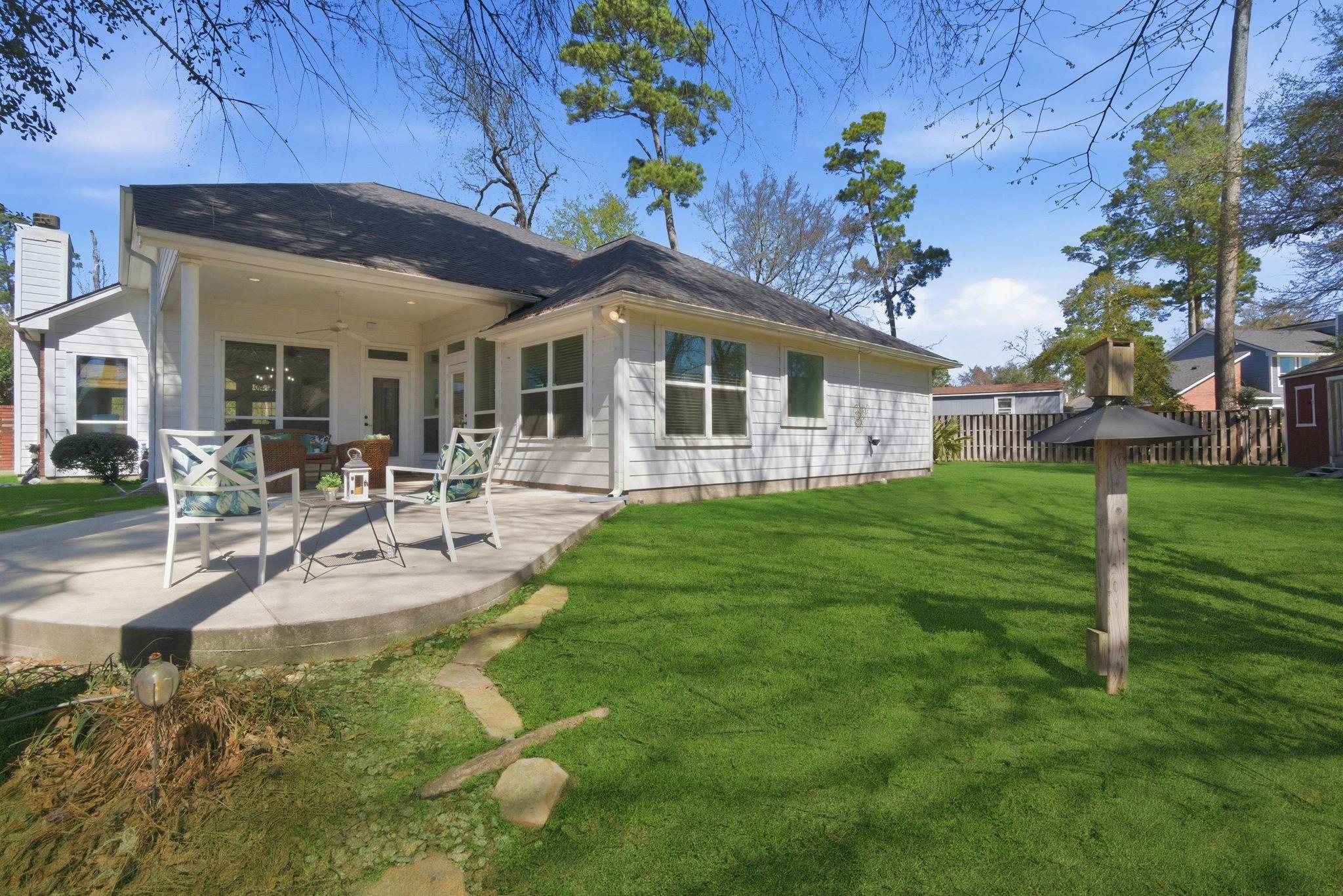 12807 Oak Village Drive