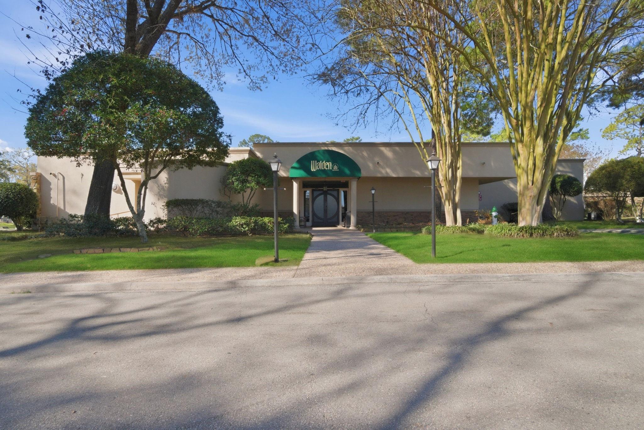 12807 Oak Village Drive