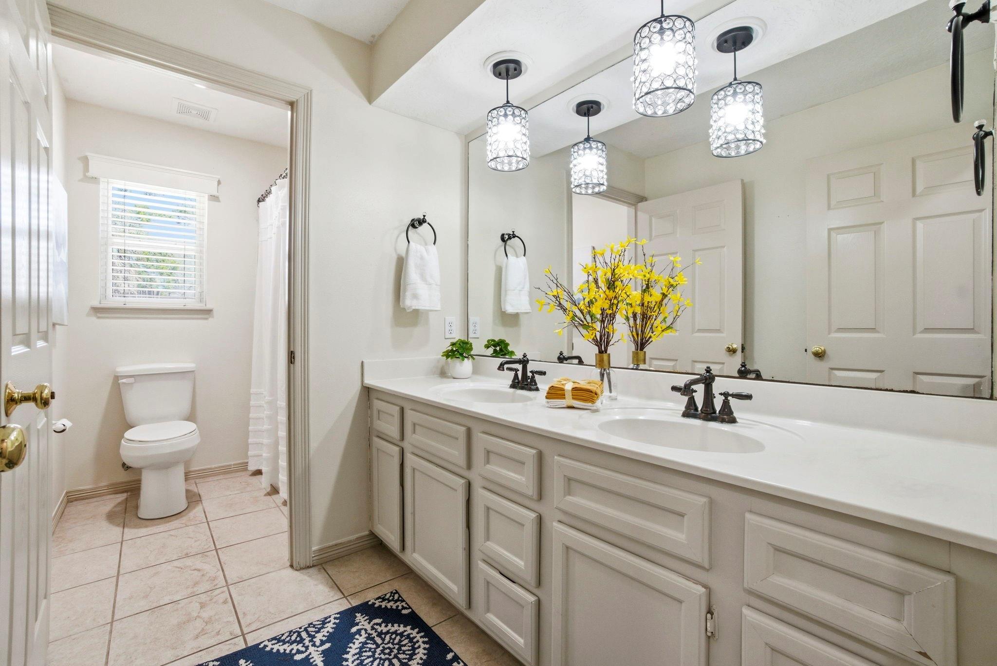 12807 Oak Village Drive