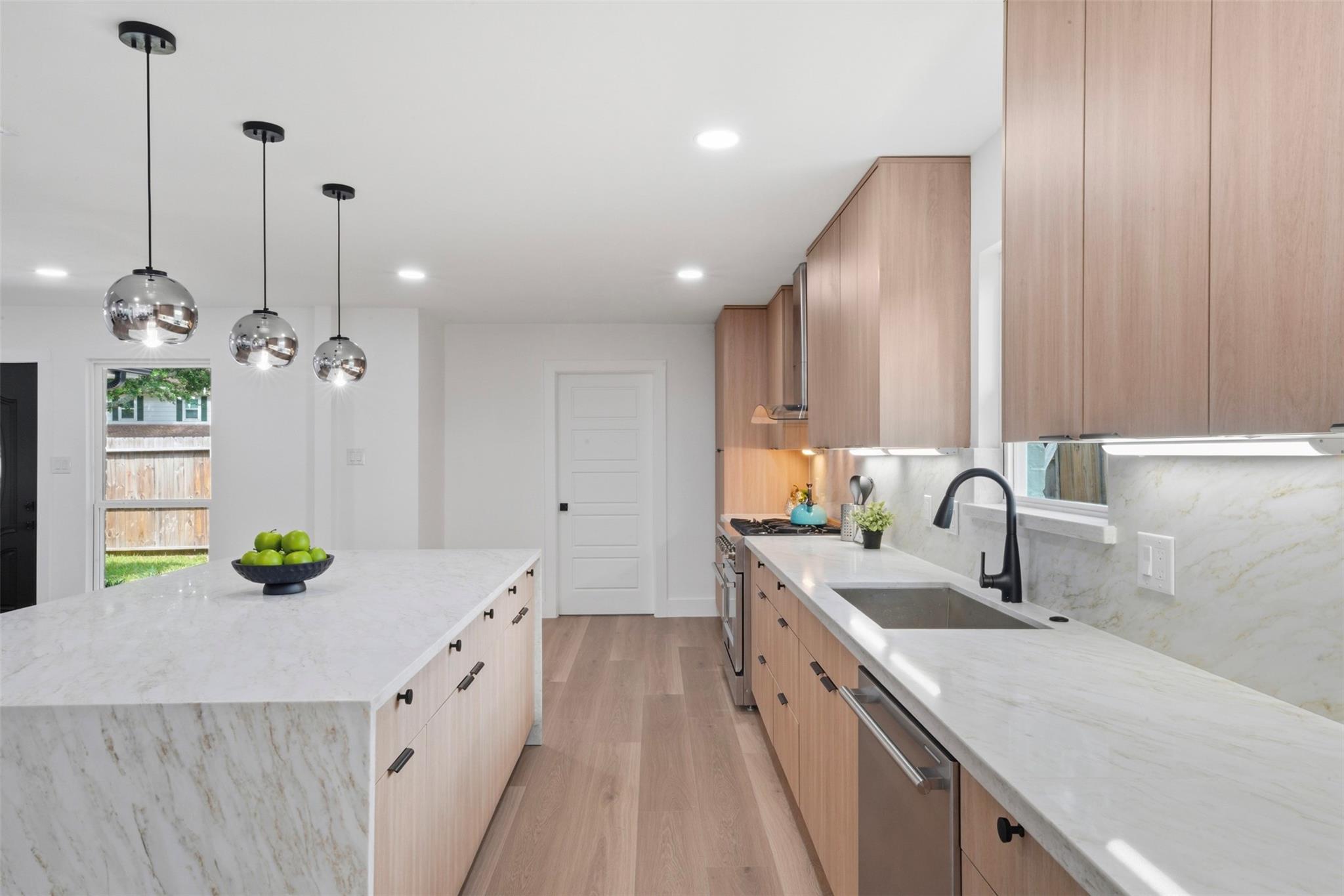 2207 Crystal Hills Drive