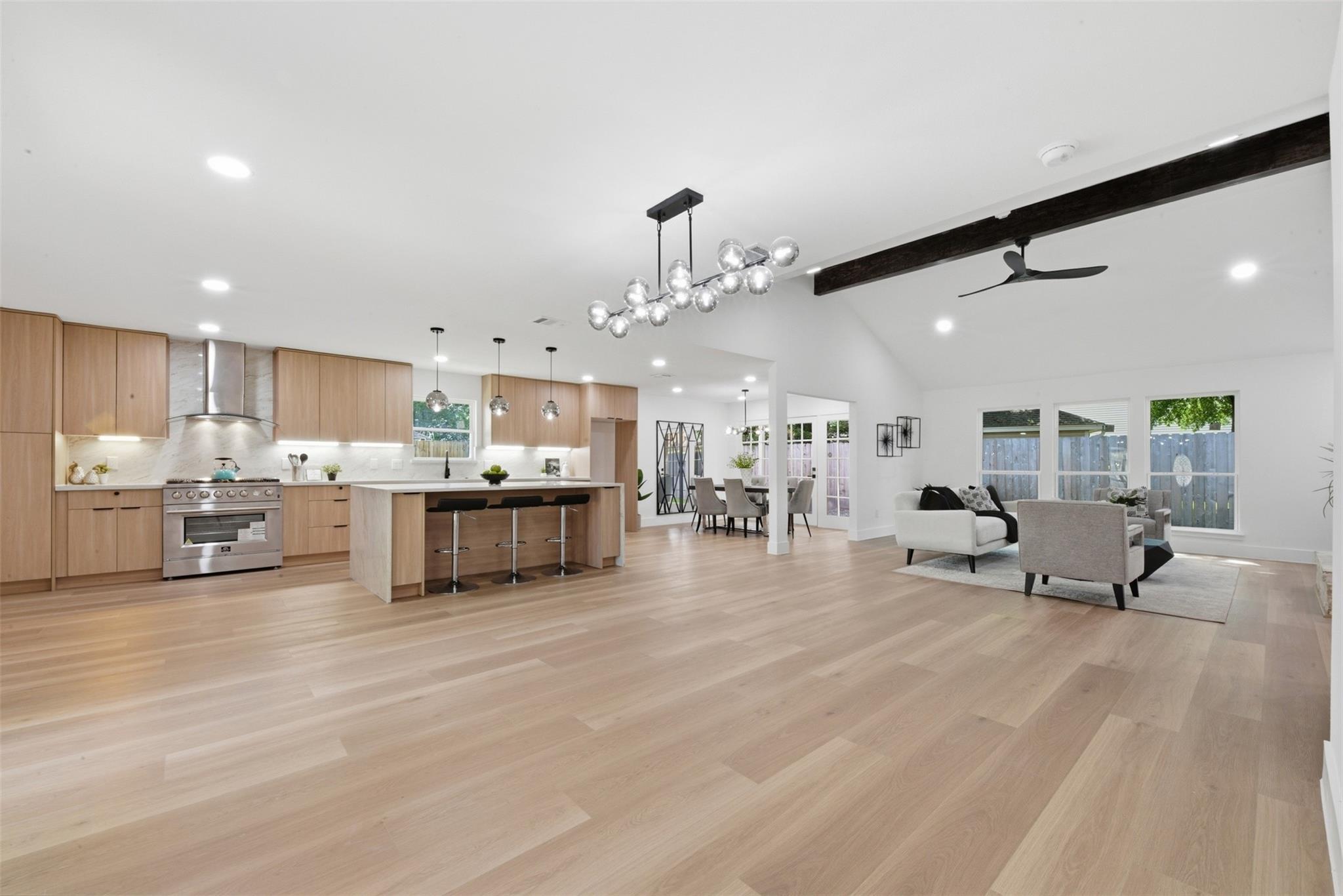 2207 Crystal Hills Drive