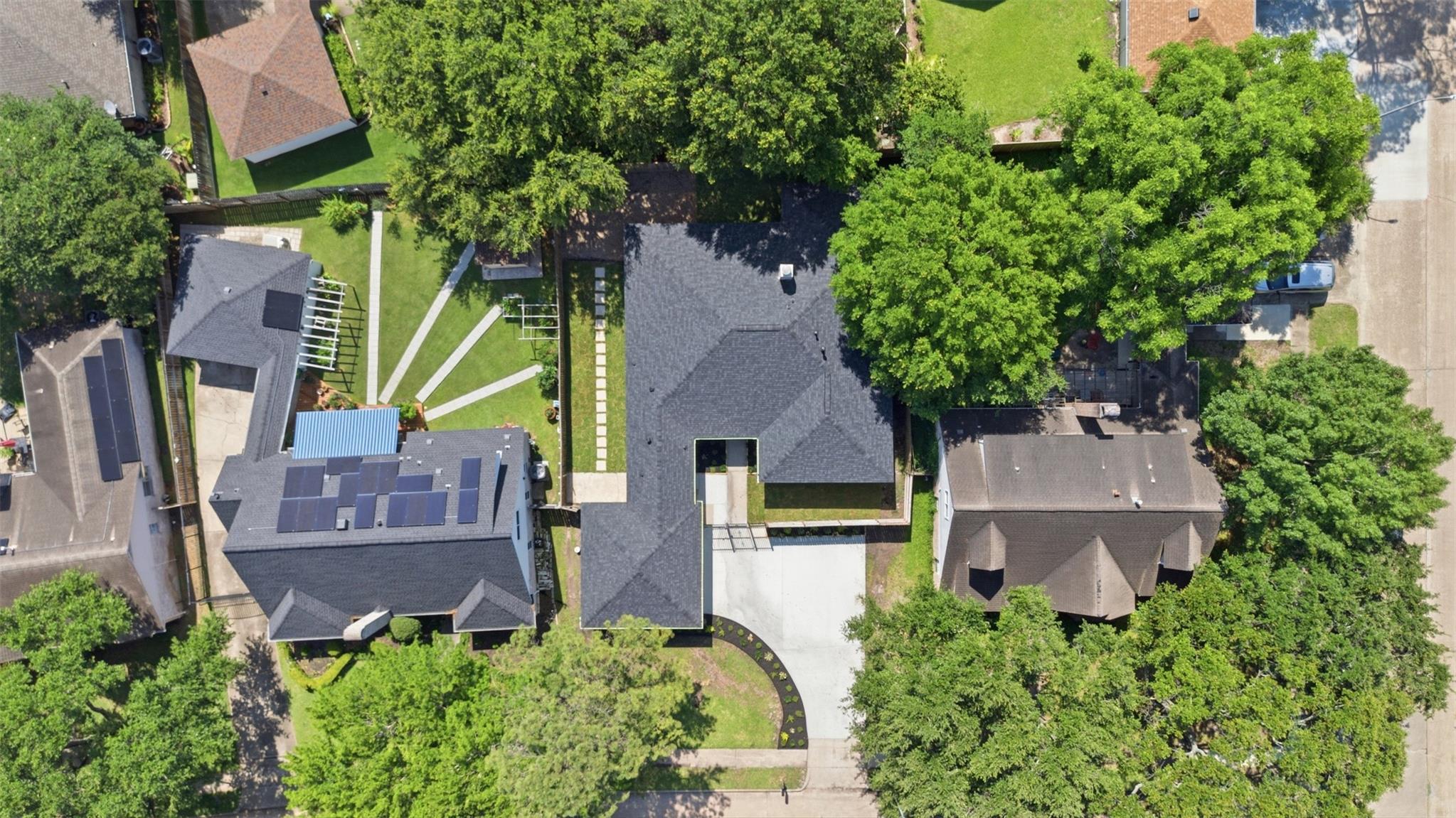 2207 Crystal Hills Drive