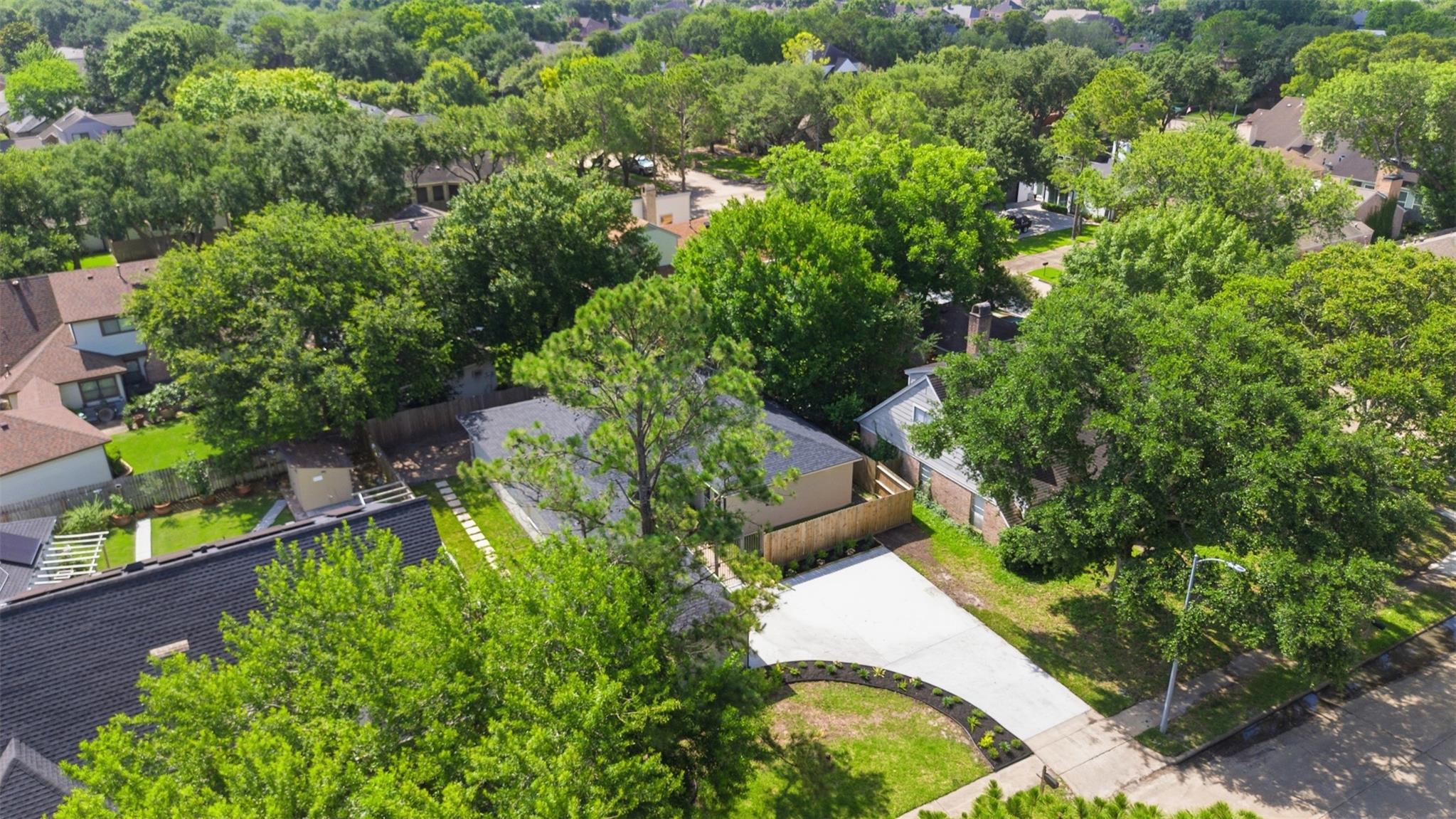 2207 Crystal Hills Drive