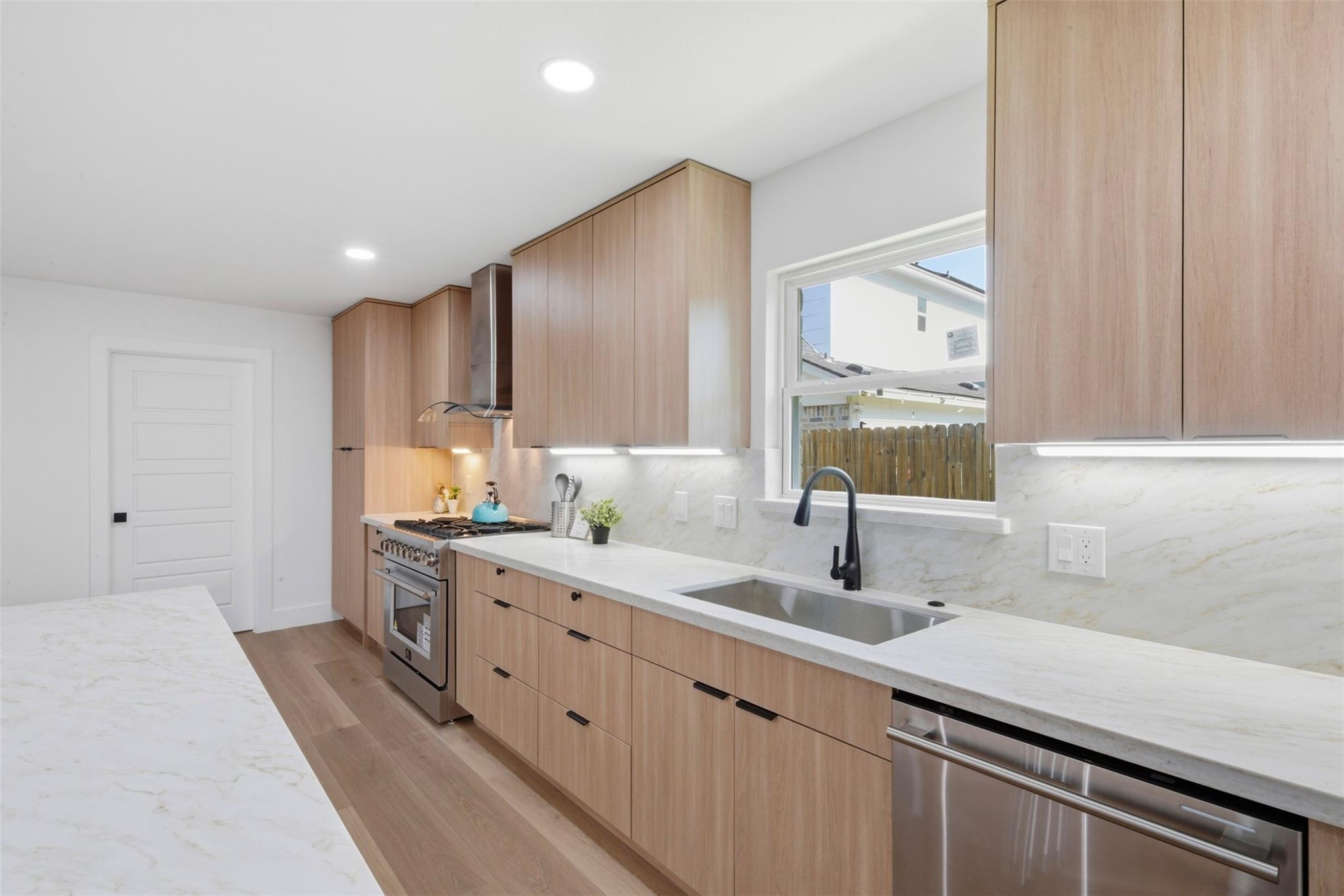 2207 Crystal Hills Drive