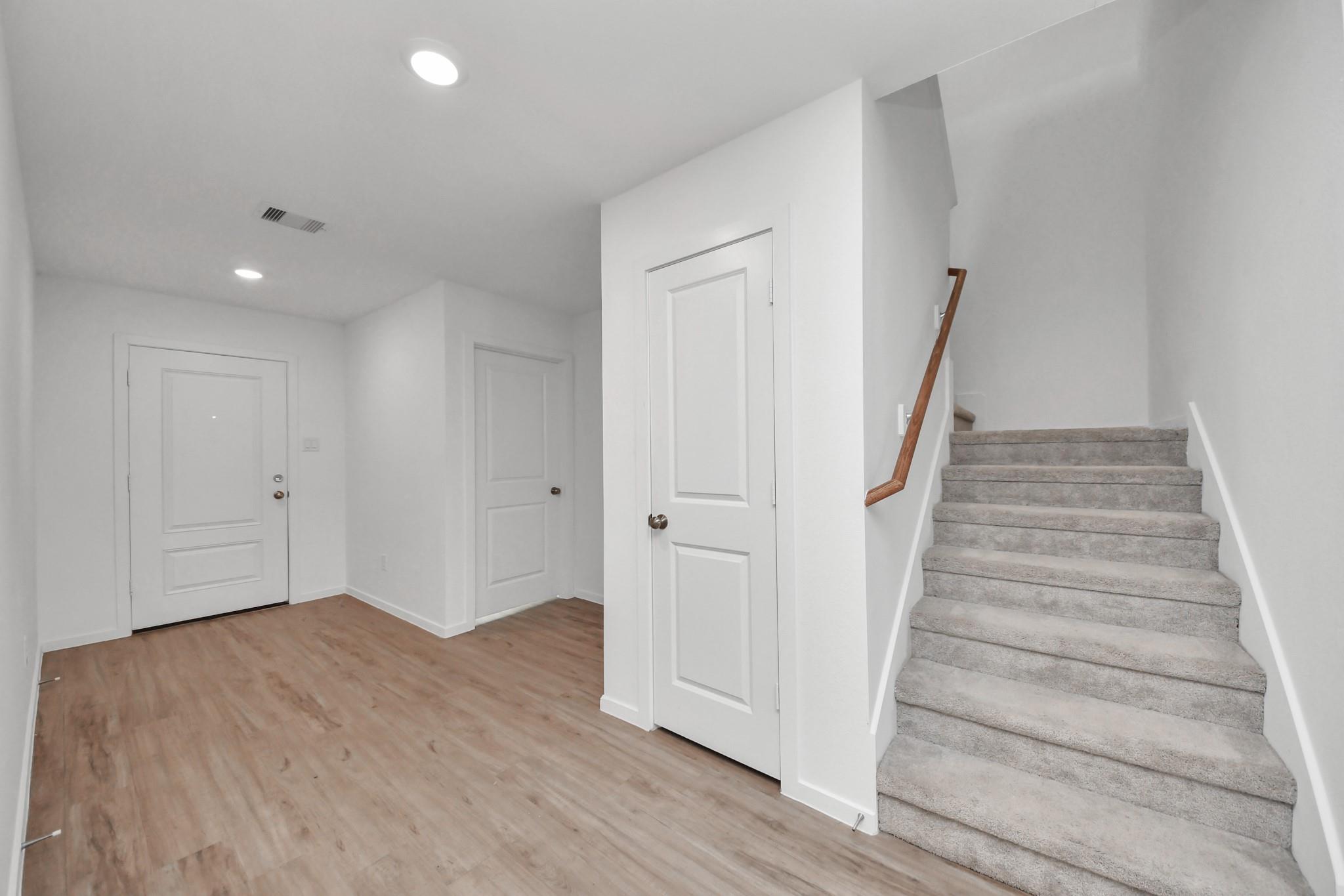 5139 Sunvalley Bend Drive