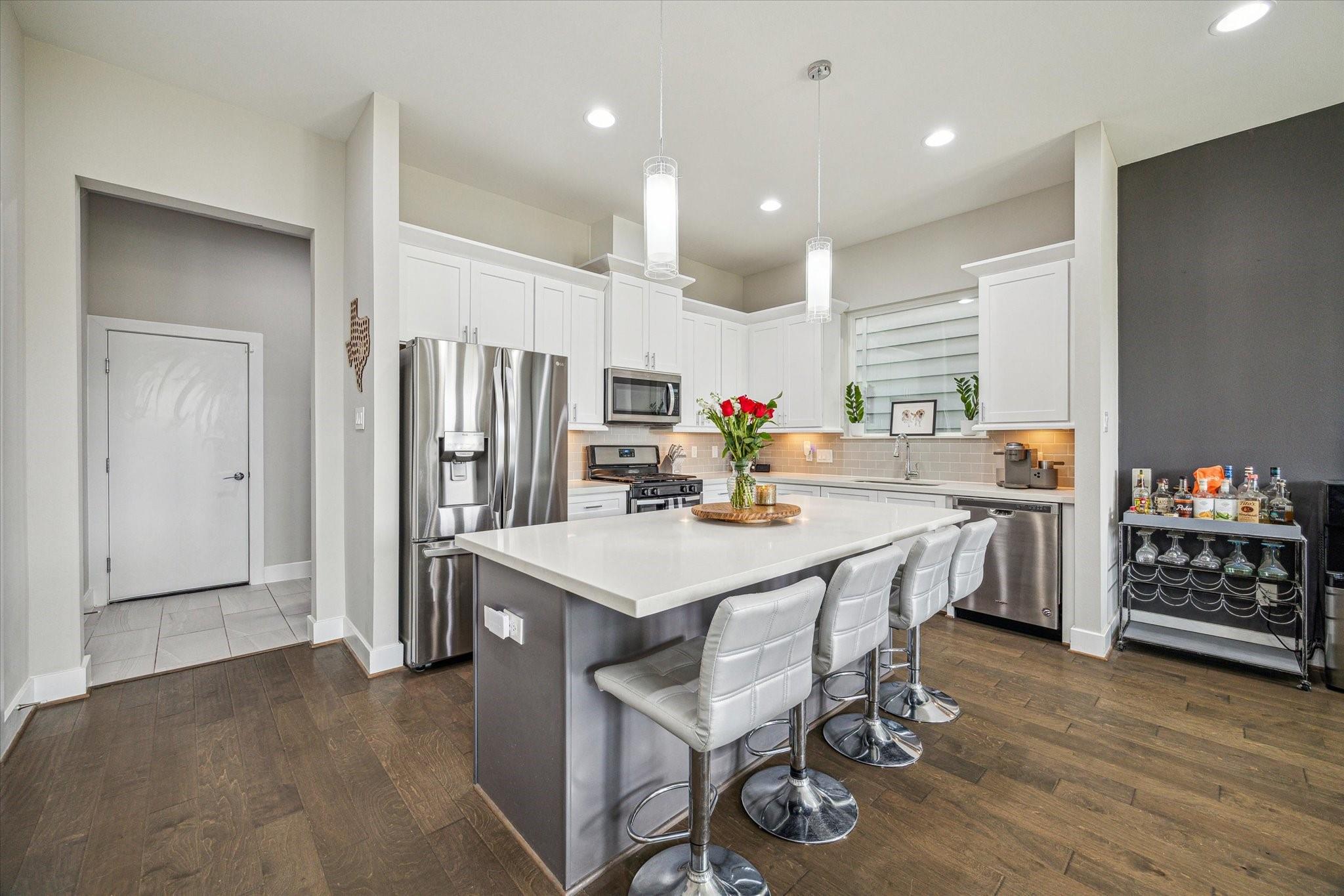 5520 Rosslyn Road