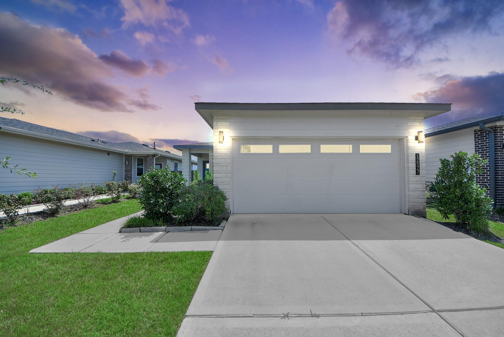 12527 Colchester Creek Court