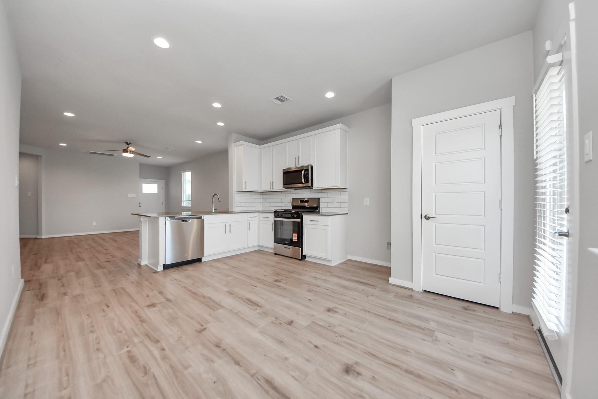 12527 Colchester Creek Court